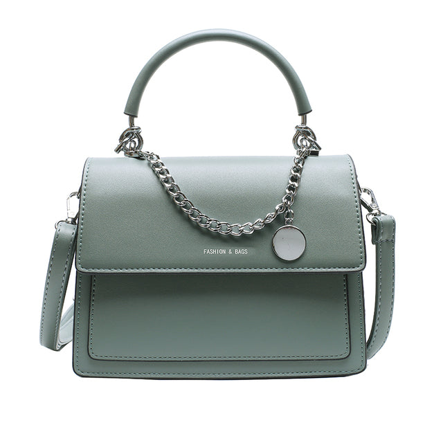 Chic Chain-Detail Shoulder Bag