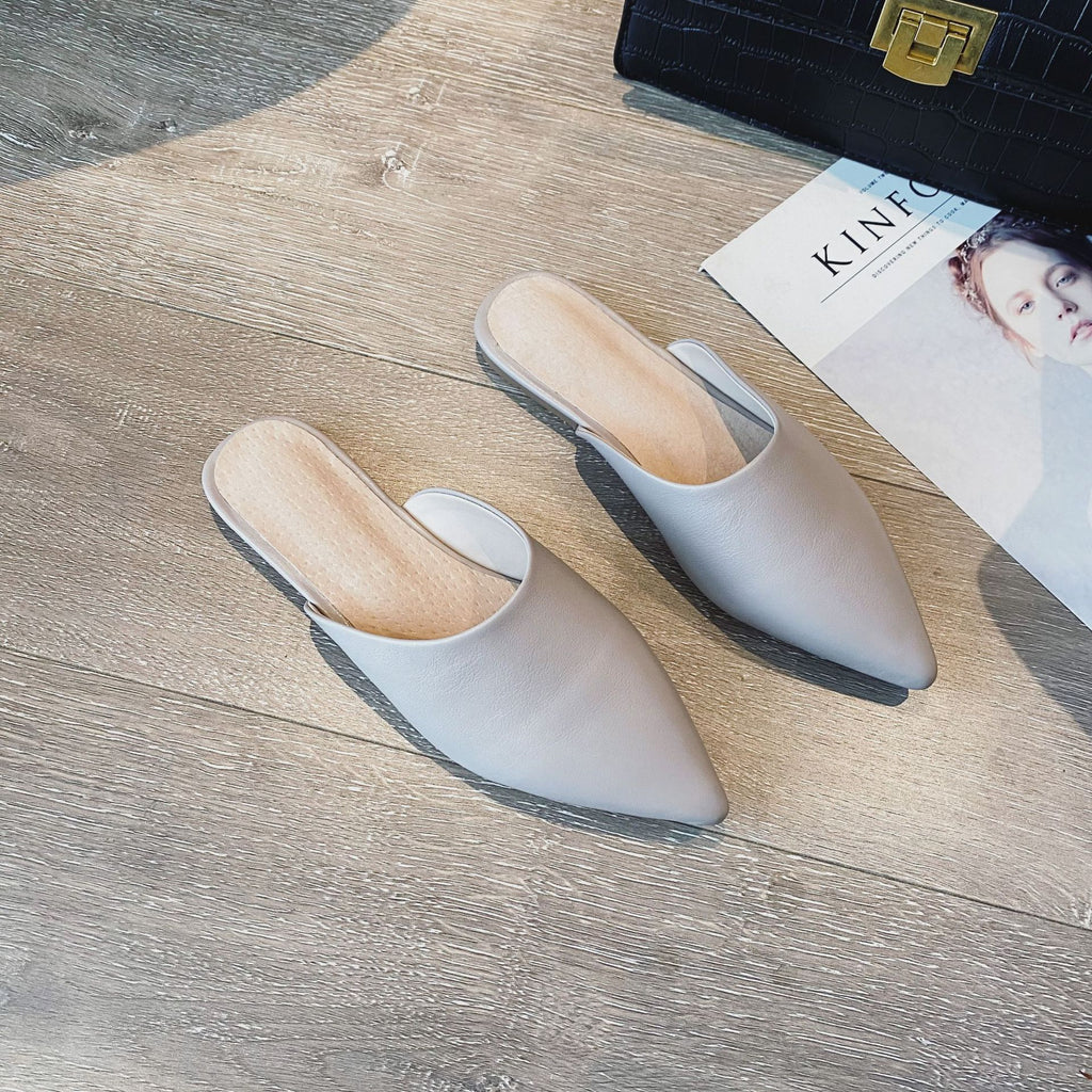 Chic Pointed-Toe Mules