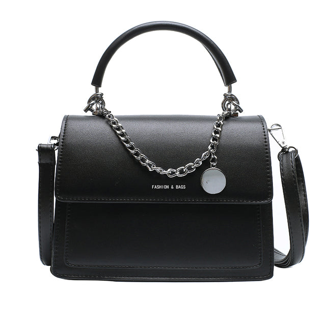 Chic Chain-Detail Shoulder Bag