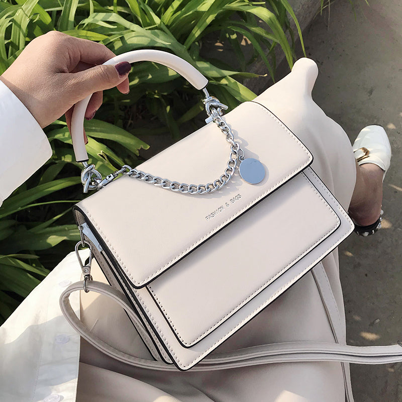 Chic Chain-Detail Shoulder Bag